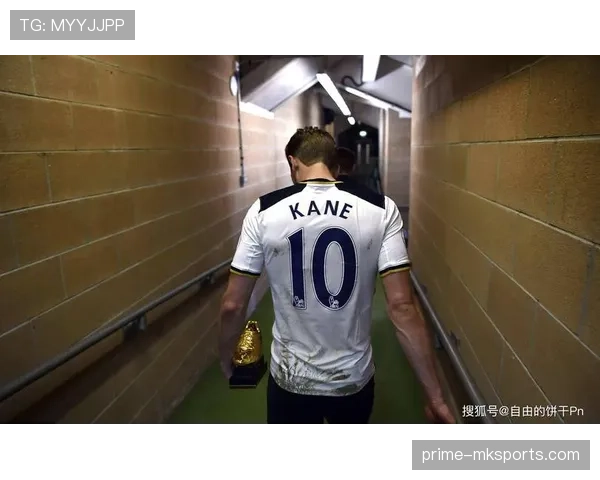 哈里·凯恩与C罗锋线对决再升级，球迷期待巅峰较量