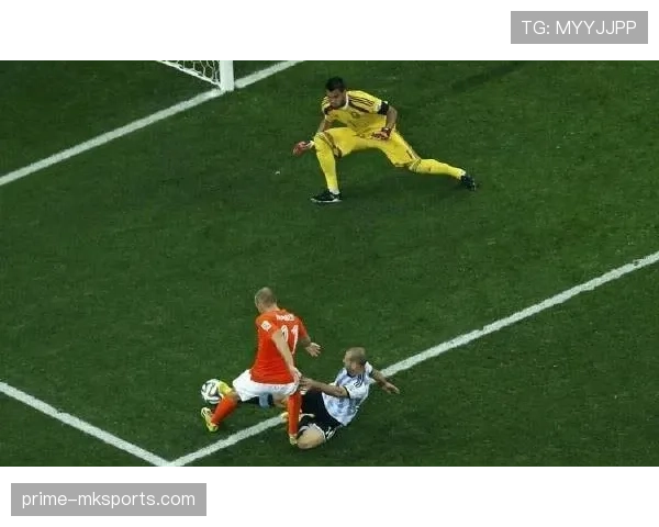 坎特与马克莱莱：防守型后腰的传承对比